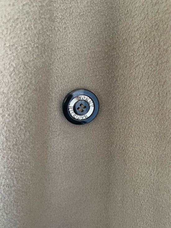 Tommy Hilfiger Tan Double-Breasted Wool Coat with Burgundy Lining - Picture 8 of 13